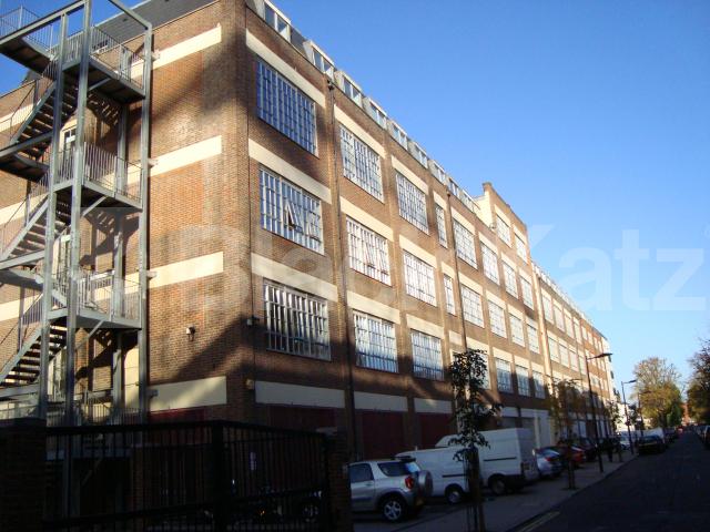 			NEW INSTRUCTION, 2 Bedroom, 1 bath, 1 reception Apartment			 South City Court, Peckham / Camberwell